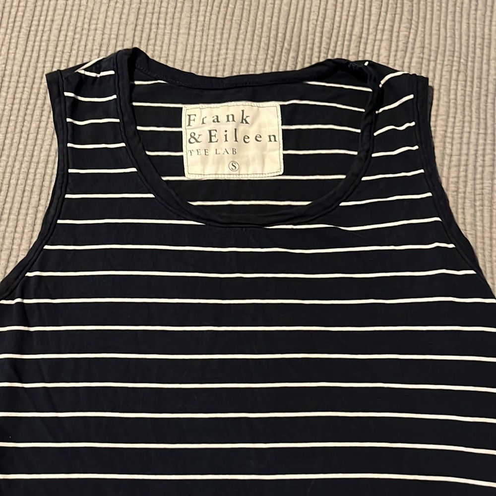 Frank & Eileen Tank Size Small - Picture 4 of 6